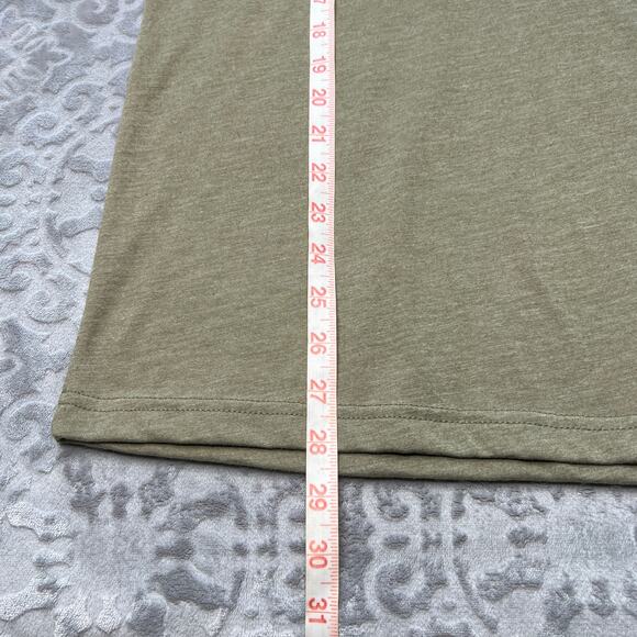 Halloween Skeleton Latte Vneck Green Tee Medium - Picture 6 of 6